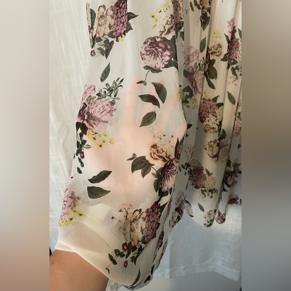 Torrid floral handkerchief hem dress (plus size; size 00) - Picture 8 of 13